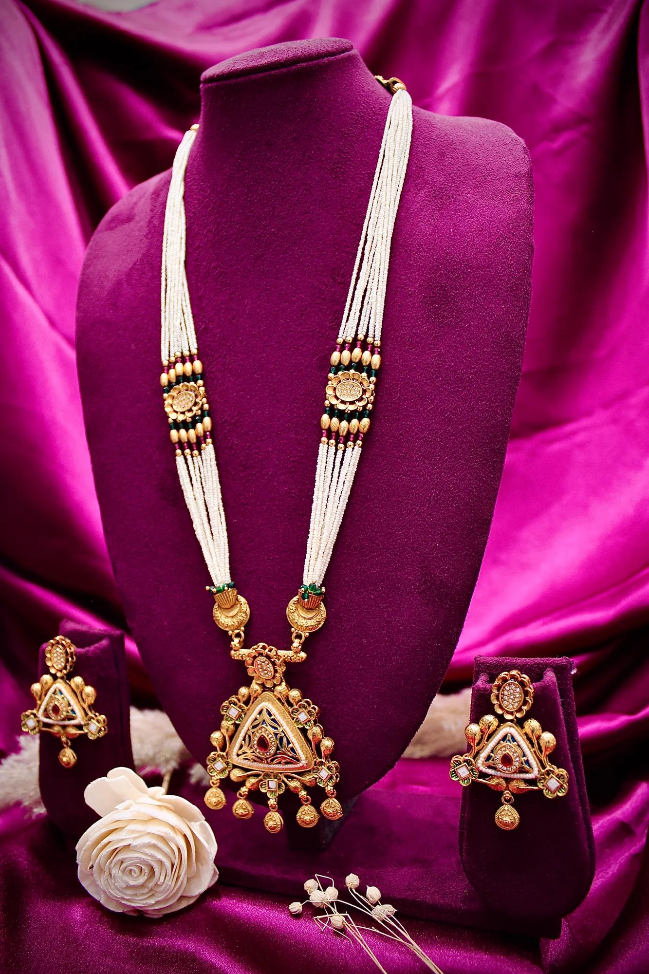 Traditional Triangle Pendant Pearl Mala Necklace Set
