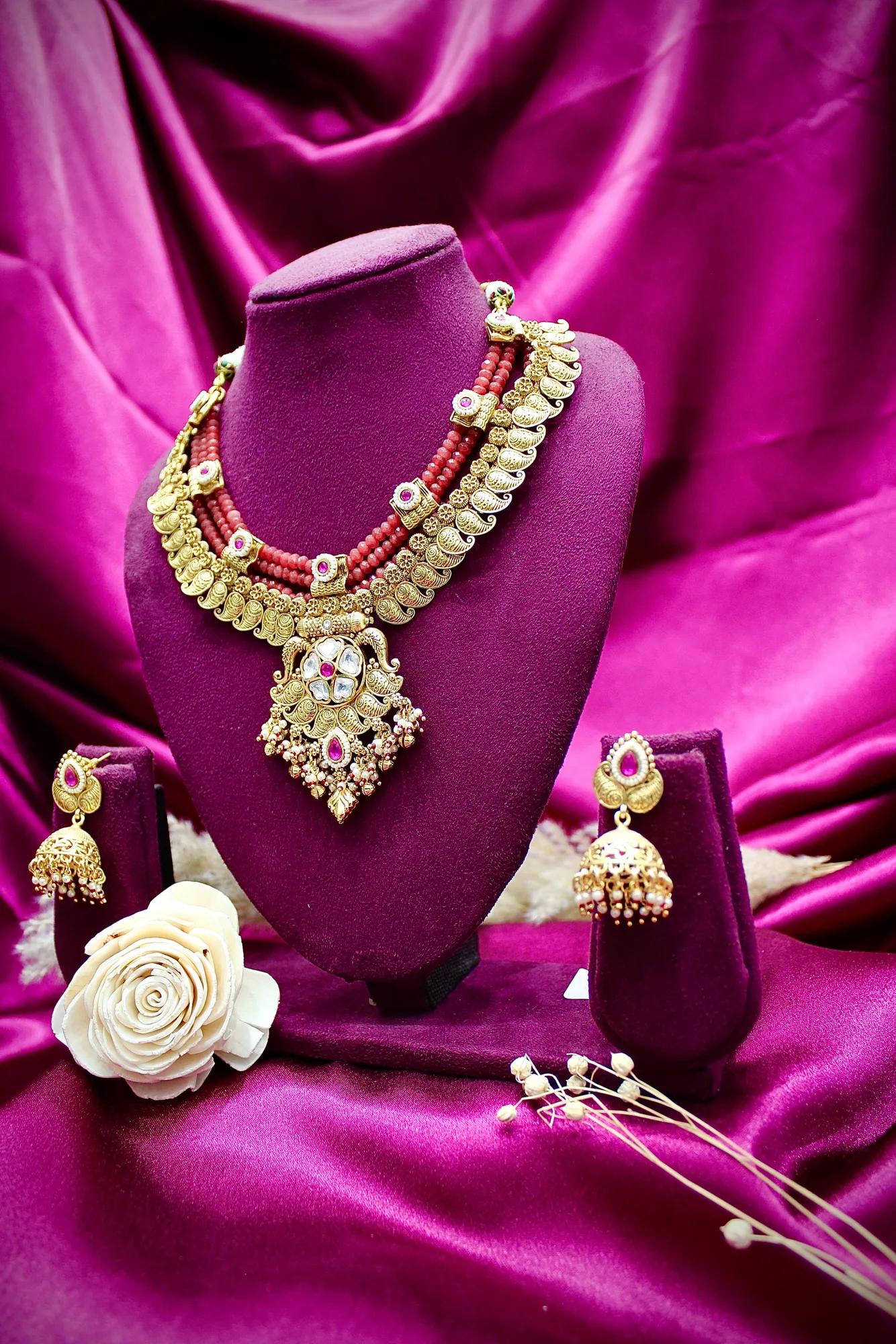 Royal Coral Bead Temple Choker Necklace Set