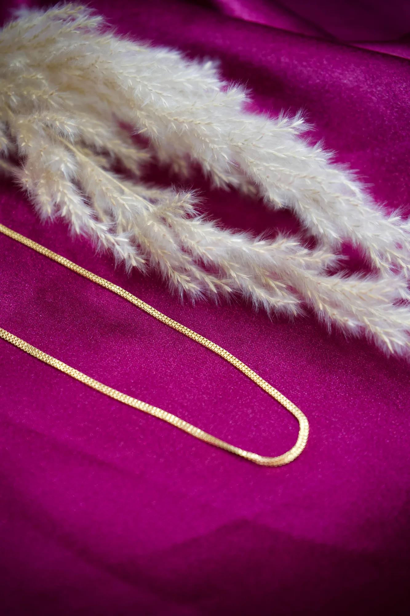 Classic Box Link Gold Chain Necklace
