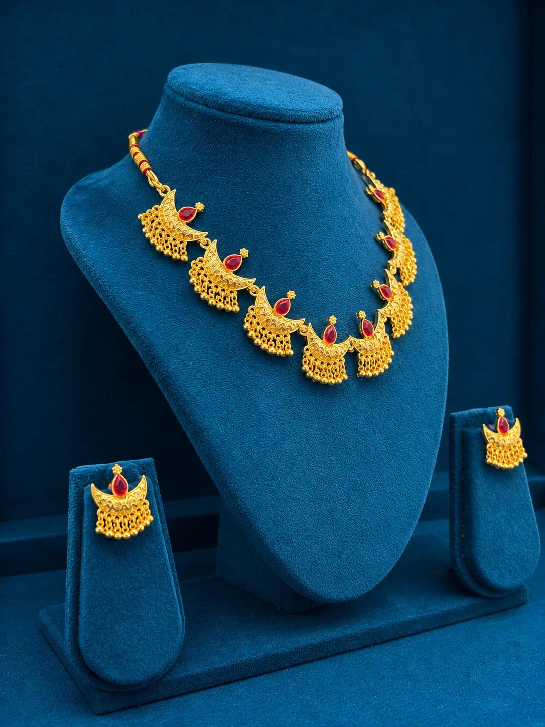 Antique Half Moon Shaped Traditional Necklace Set