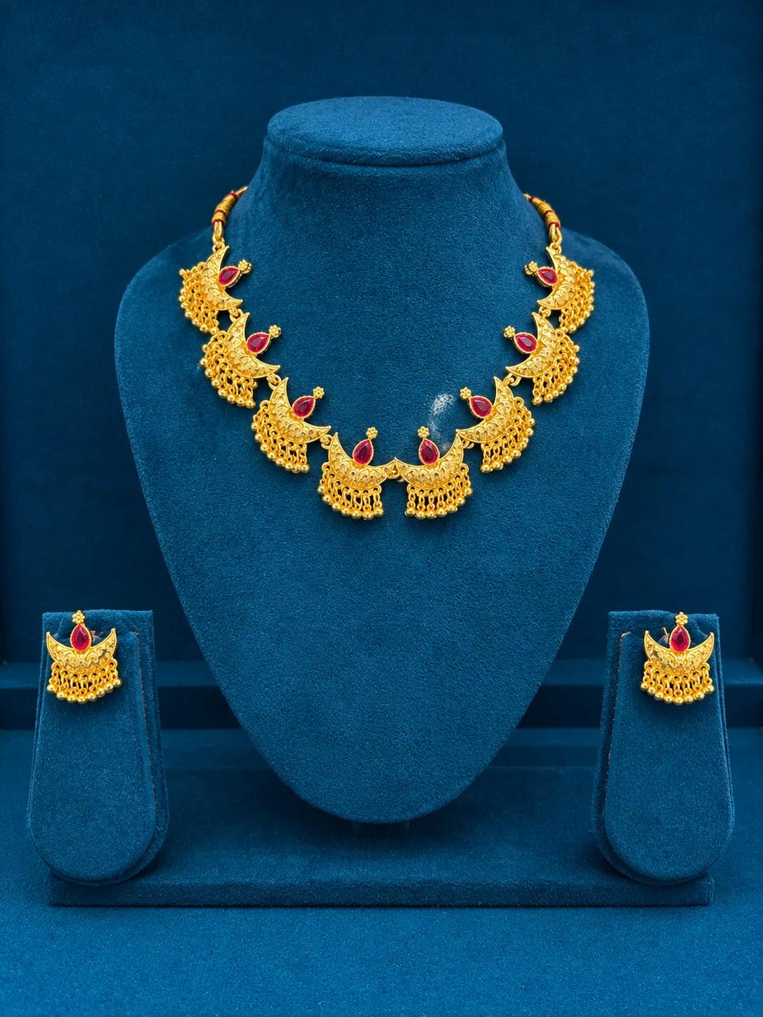 Antique Half Moon Shaped Traditional Necklace Set