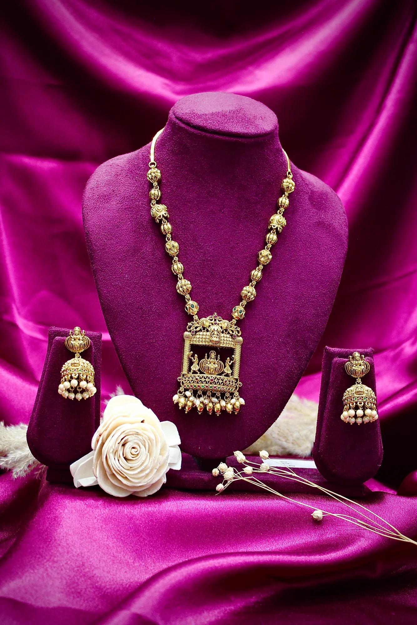 Antique Temple Lakshmi Pendant Necklace Set