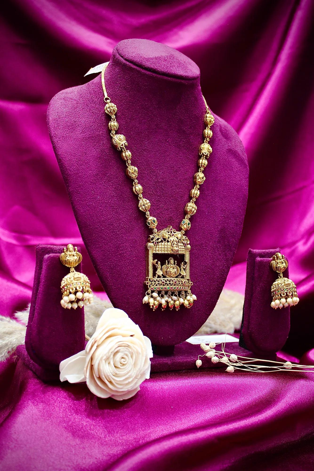 Antique Temple Lakshmi Pendant Necklace Set