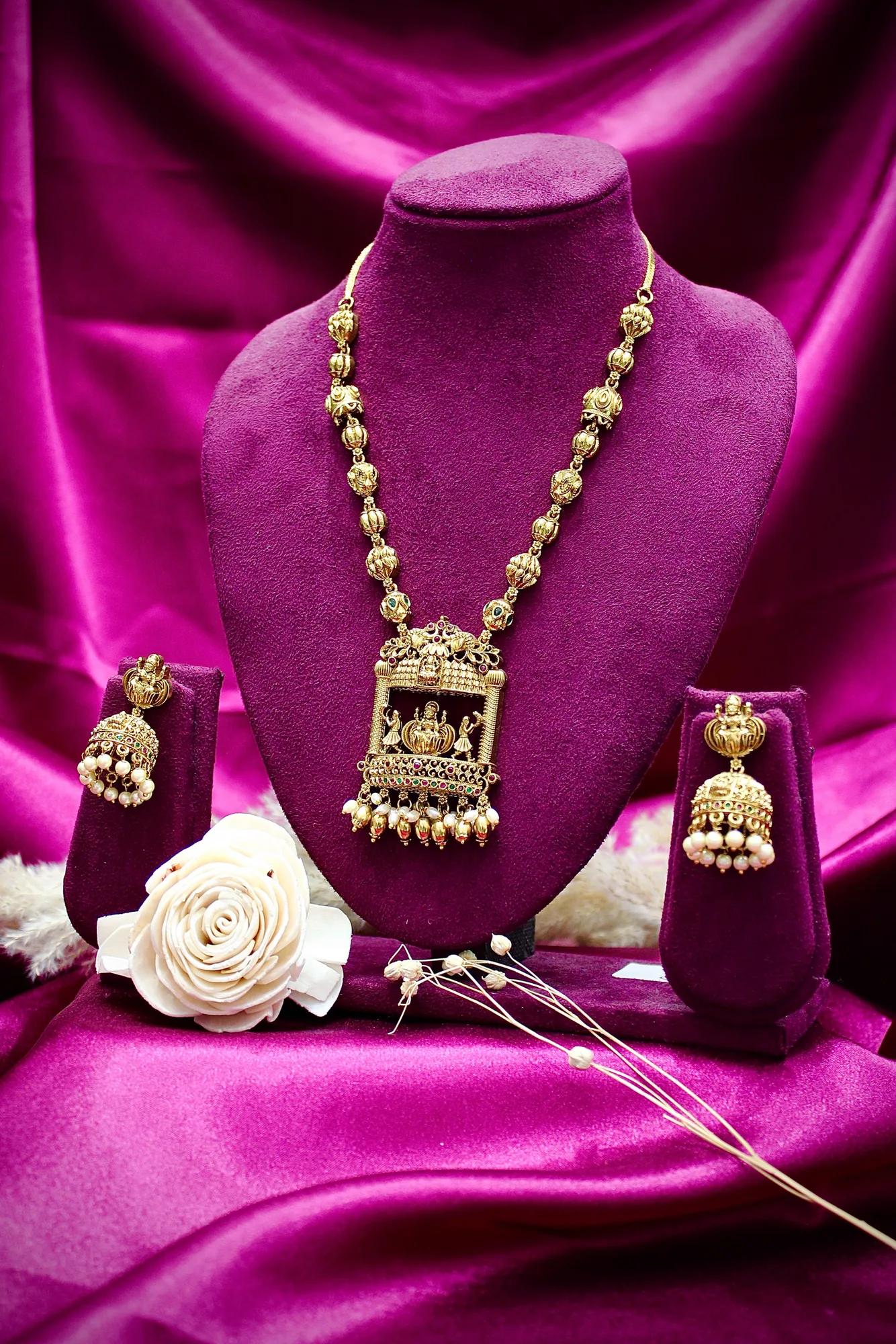 Antique Temple Lakshmi Pendant Necklace Set