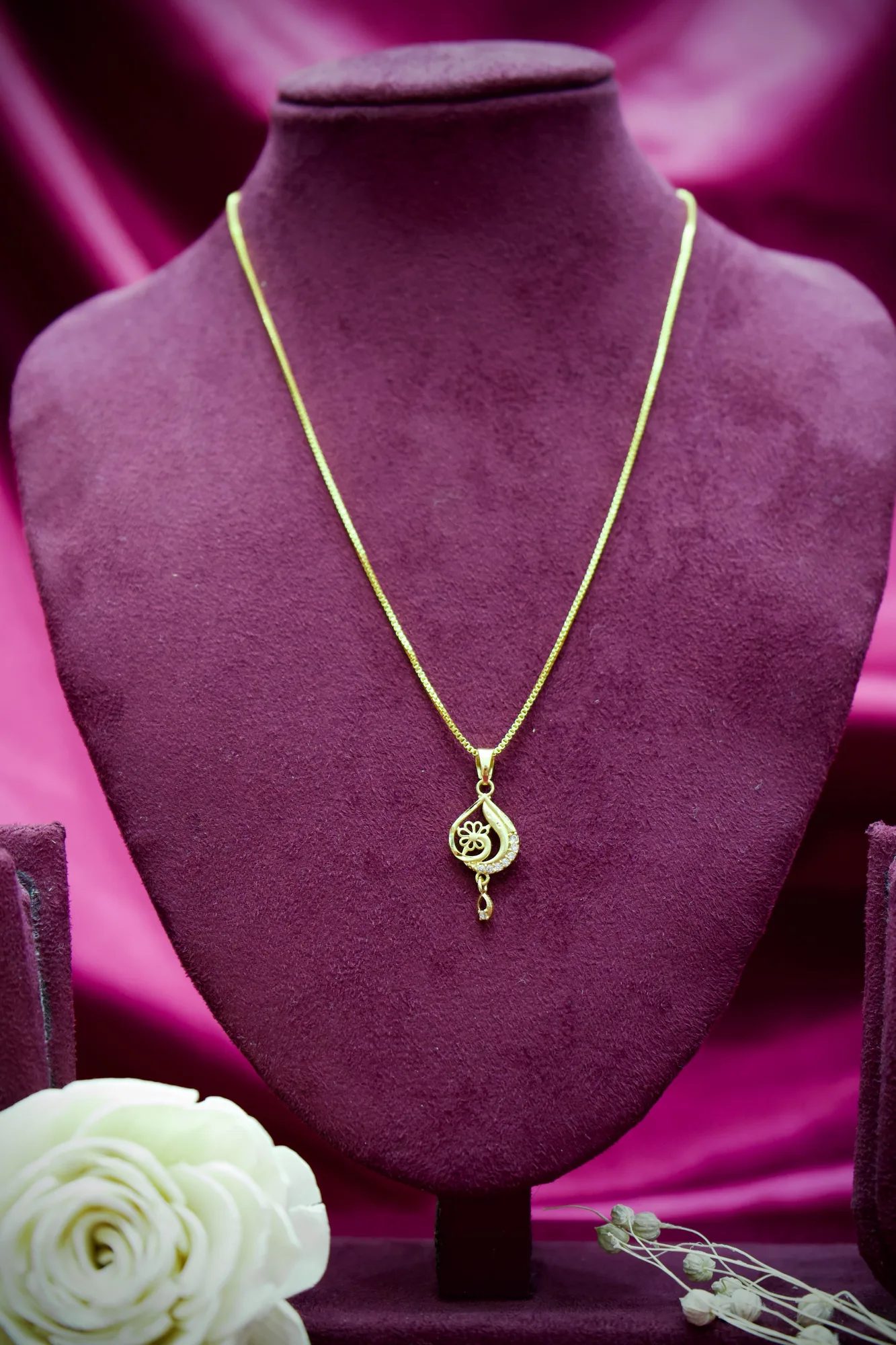 Floral Teardrop Gold Pendant Necklace