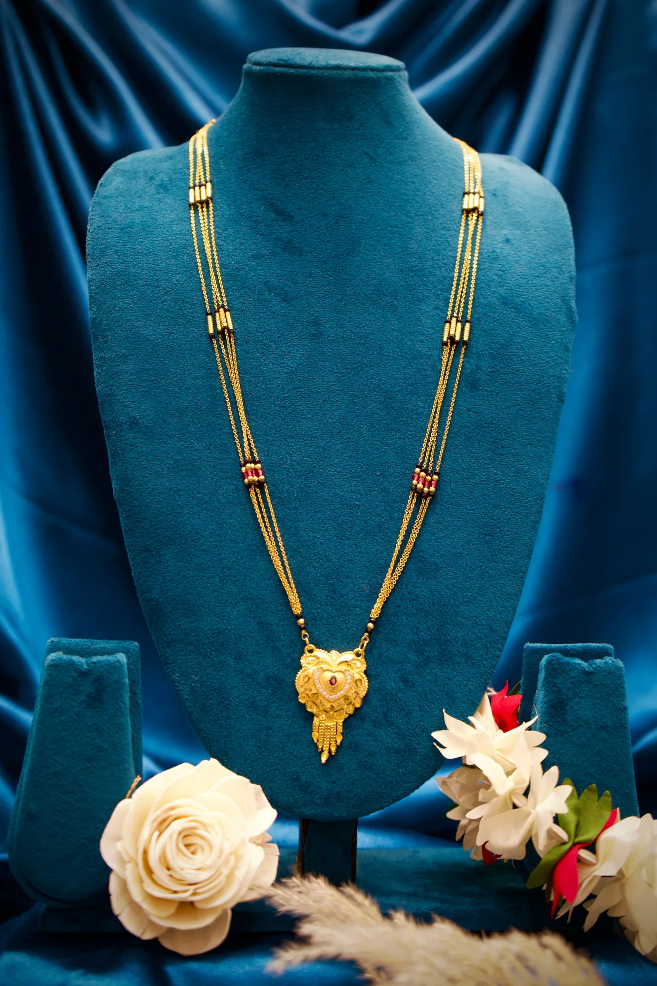 Traditional Heart Motif Ruby Mangalsutra Necklace