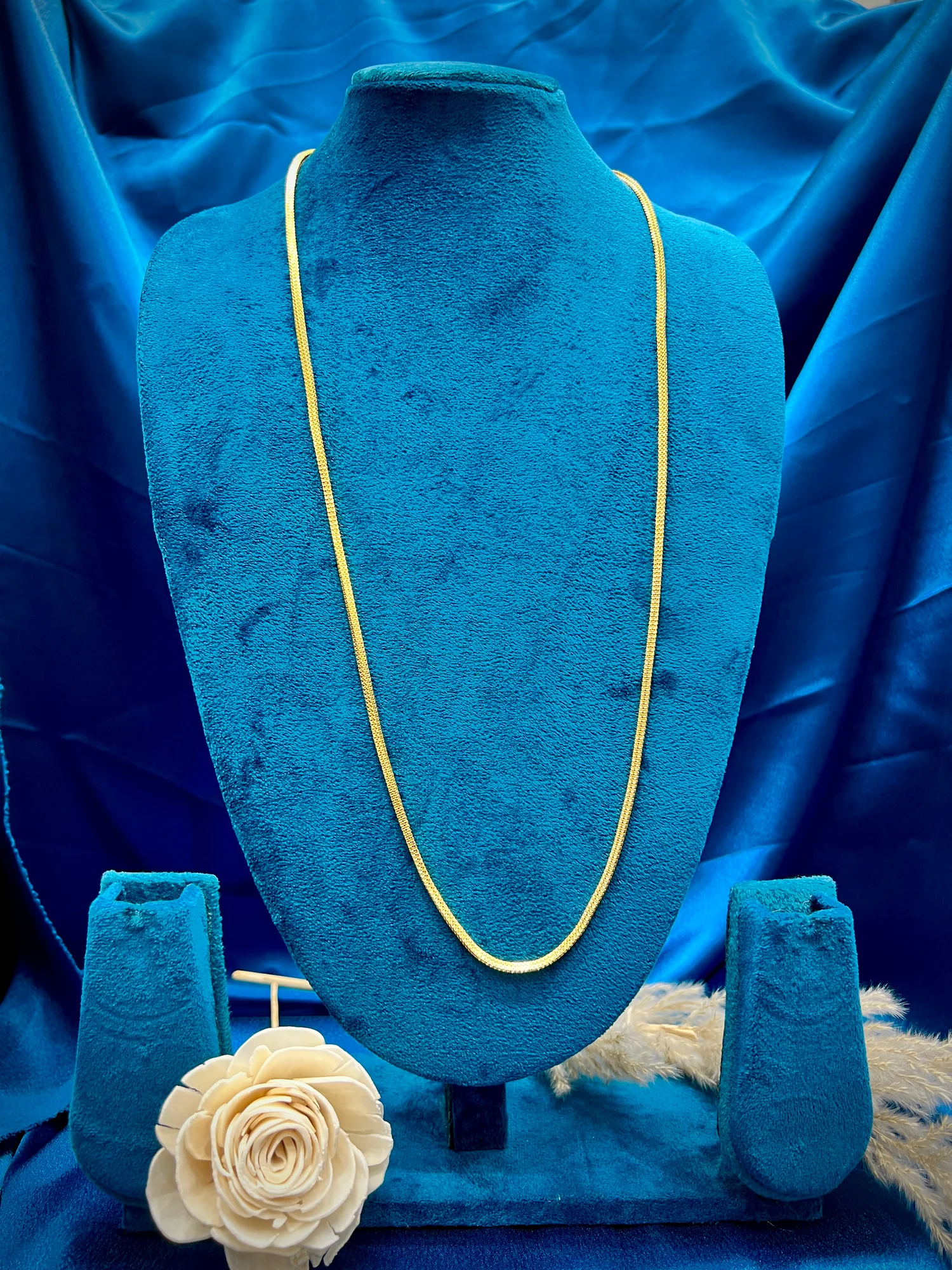 Men's round hollow chain