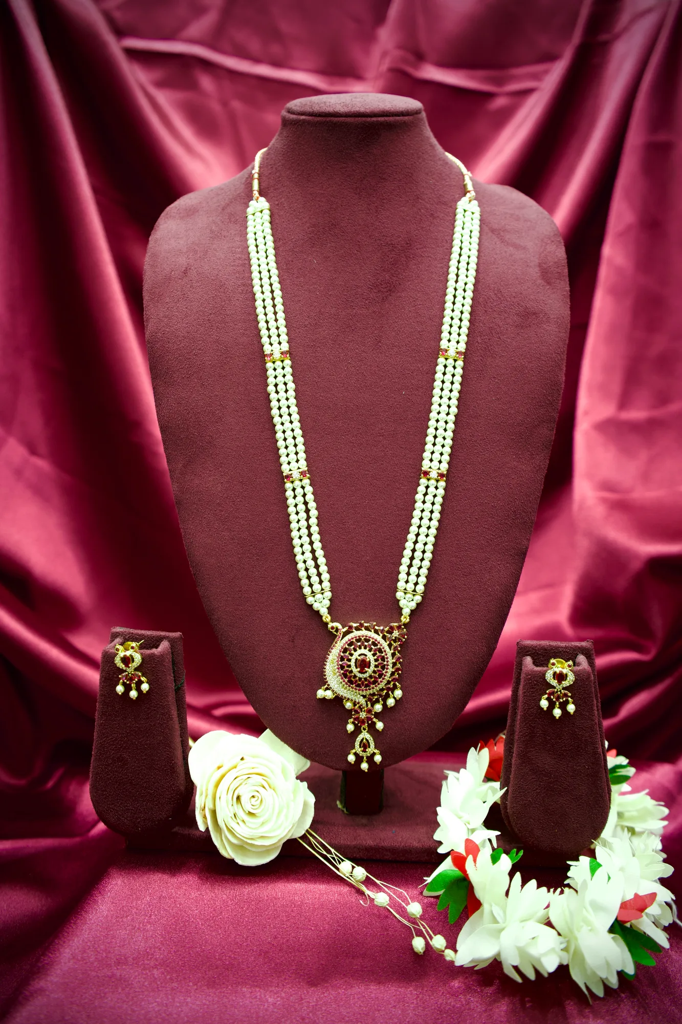 Royal Pearl Beaded Pendant Necklace Set
