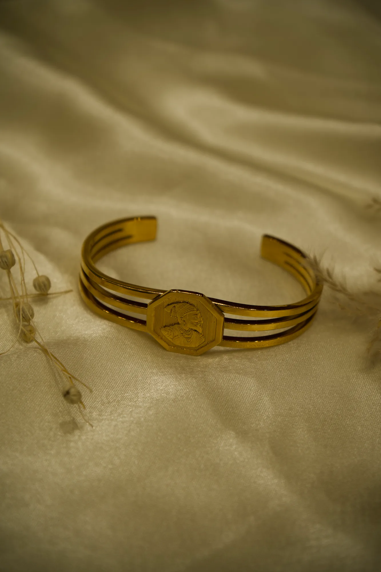 Chhatrapati Shivaji Maharaj Open Cuff Kada Bracelet