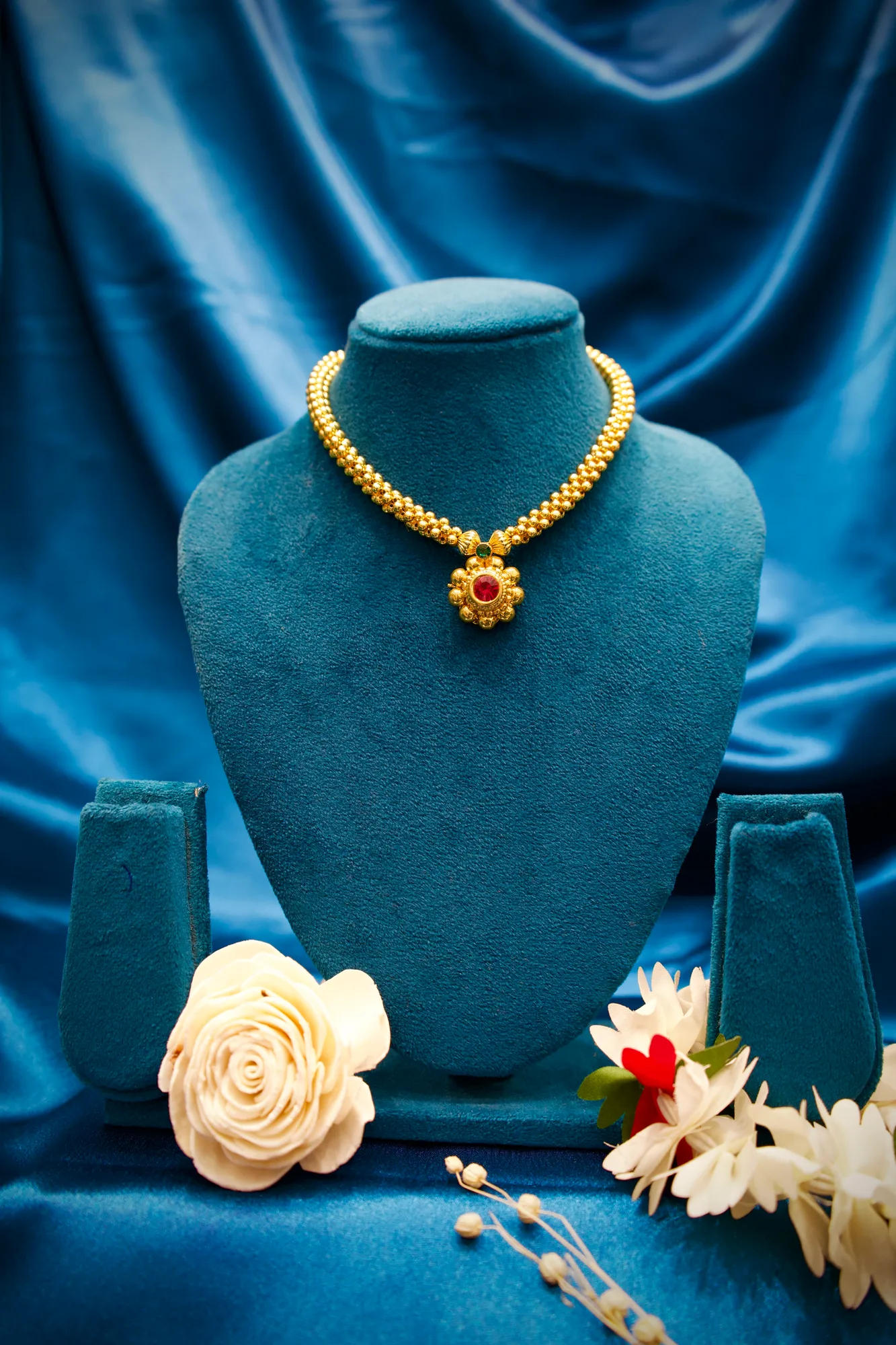 Traditional Floral Gold Bead Necklace with Ruby Stone Pendant