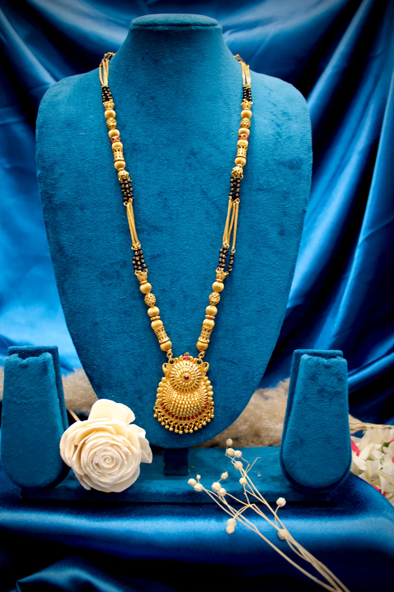 Antique Gold Temple Pendant Mangalsutra Necklace