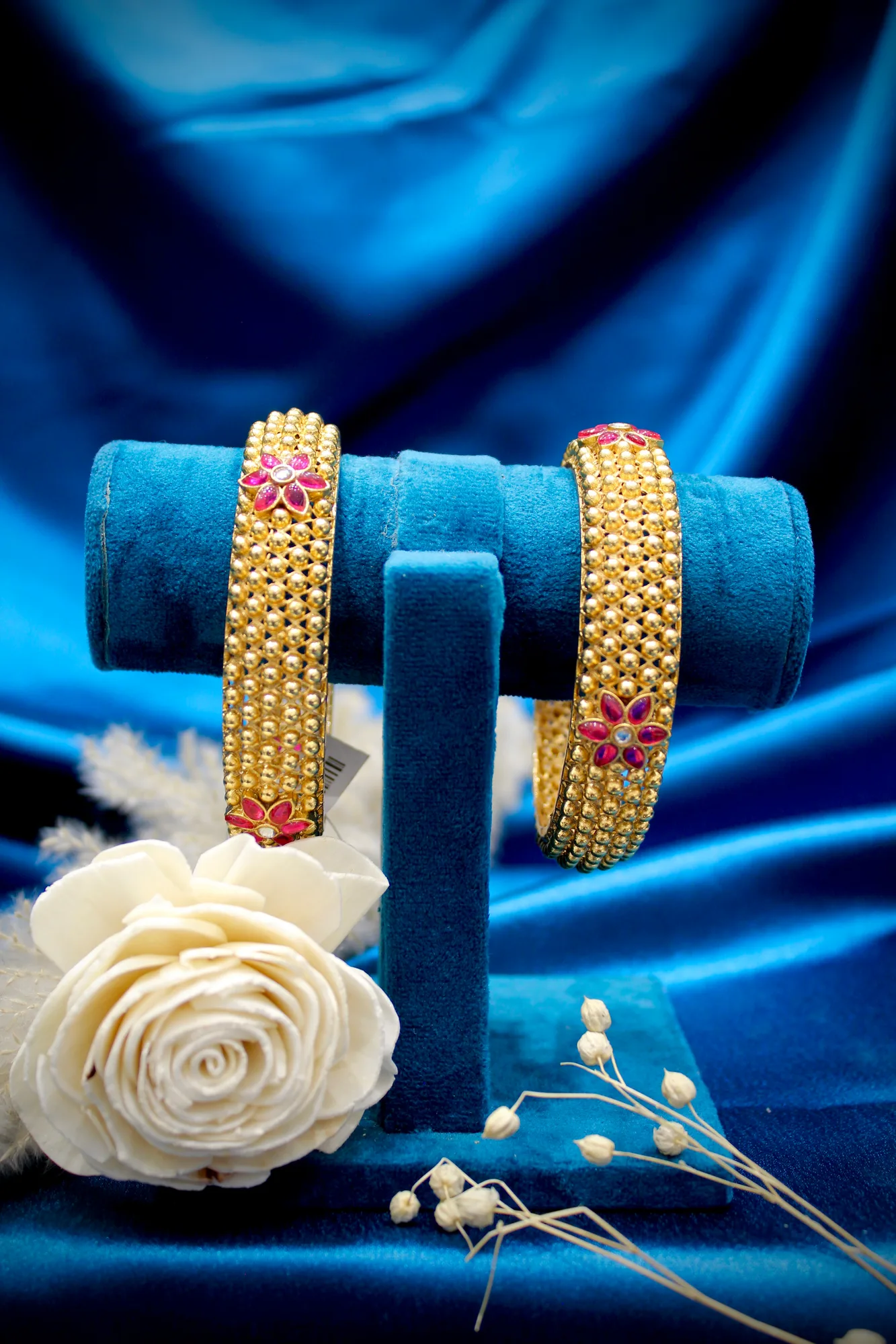 Antique Floral Mesh Ruby Stone Bangles Set